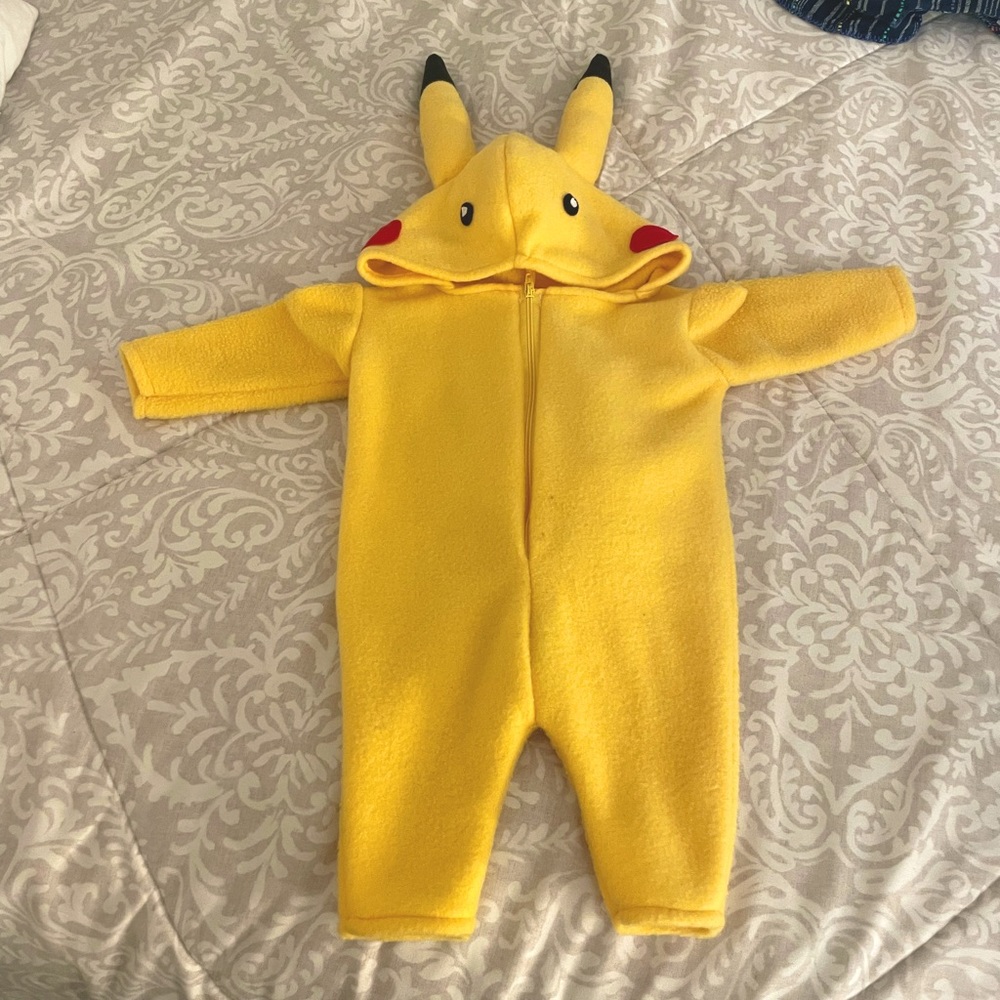 Pokemon costume - Infant